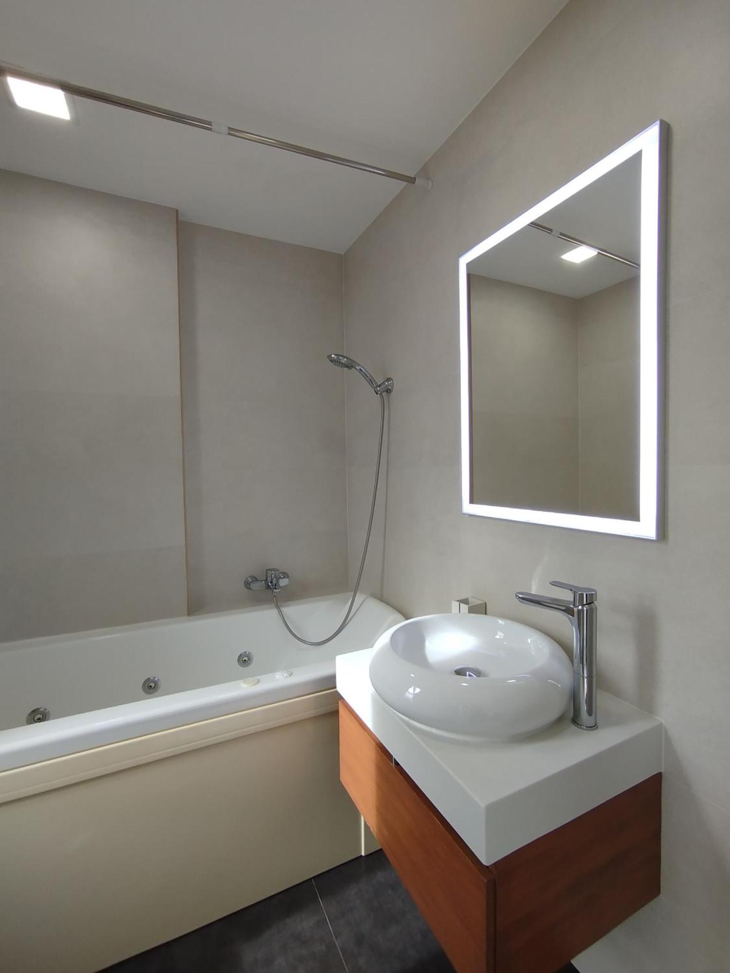 Atico Duplex Con Vistas Al Mar. Dos Plazas De Garaje Apartman Torremolinos Kültér fotó