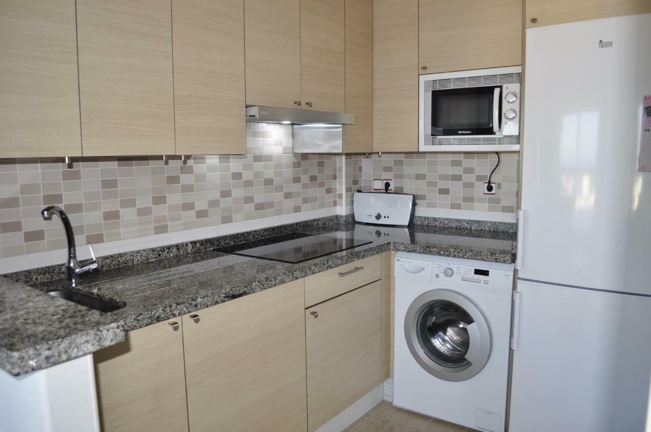 Atico Duplex Con Vistas Al Mar. Dos Plazas De Garaje Apartman Torremolinos Kültér fotó